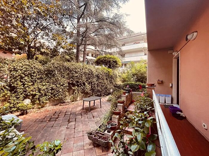 Appartamento con 5 locali in vendita in Viale Arezzo, Genova