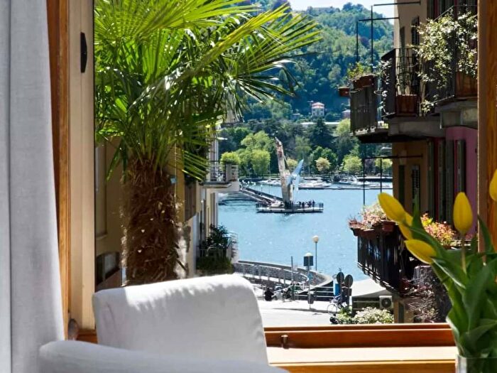 Appartamento bilocale in affitto in Via Coloniola, SantAgostino, Como