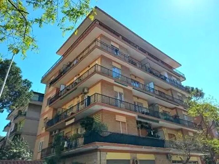 Appartamento bilocale in vendita in Via Angelo Olivieri, Roma