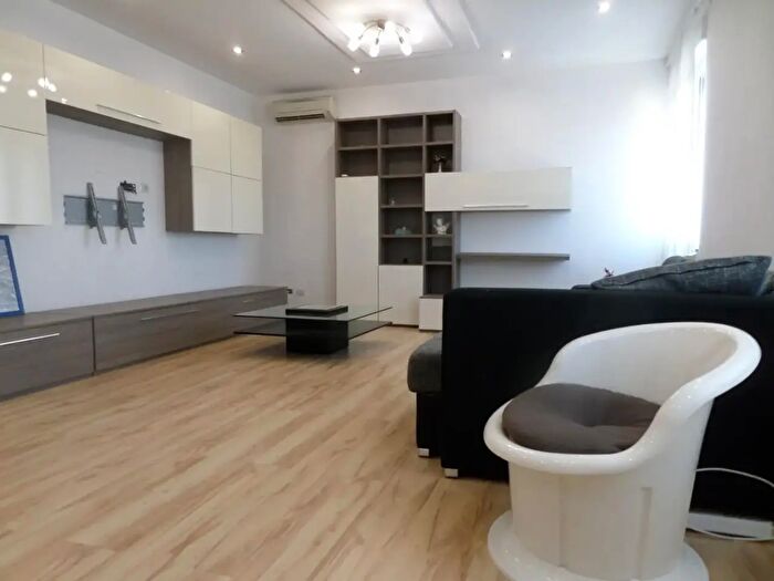 Appartamento con 5 locali in vendita in Santa Croce SullArno