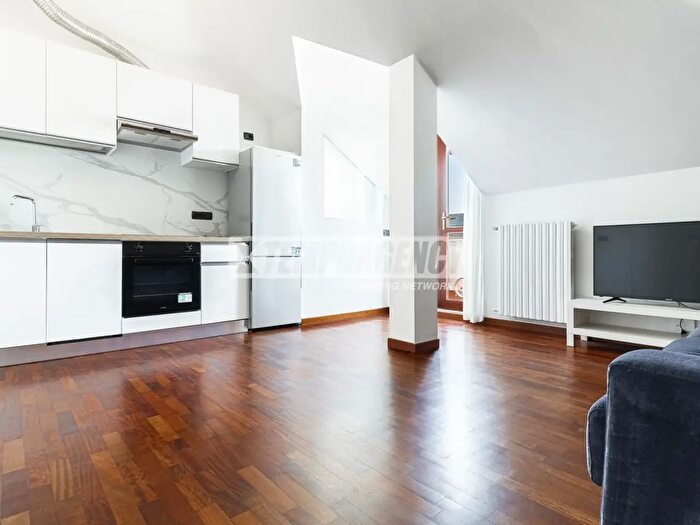 Appartamento bilocale in vendita in Via Rogoredo, Milano