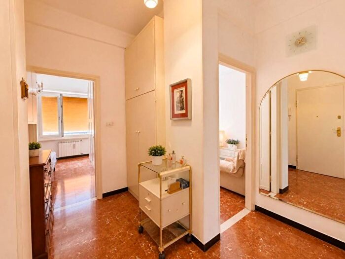 Appartamento bilocale in affitto in Via Giovanni Descalzo, Quarto, Genova
