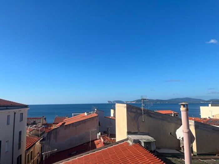 Appartamento quadrilocale in vendita in Via Gilbert Ferret, Alghero