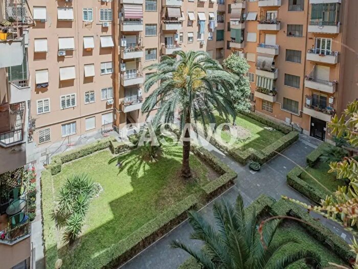 Appartamento trilocale in vendita in Via Silvio Benco, Roma