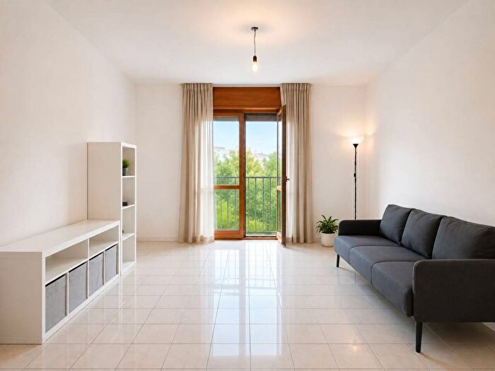 Appartamento quadrilocale in affitto in Viale Giovanni Suzzani, Bignami Ponale, Milano