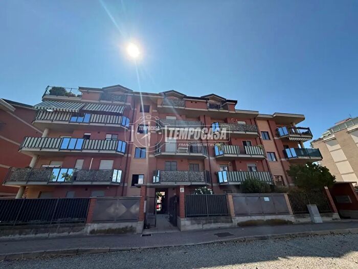 Appartamento trilocale in vendita in Via Rio Tercero, Carmagnola