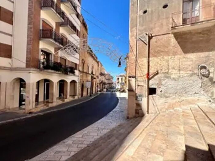 Appartamento trilocale in vendita in Vicolo Bevilacqua, Sciacca