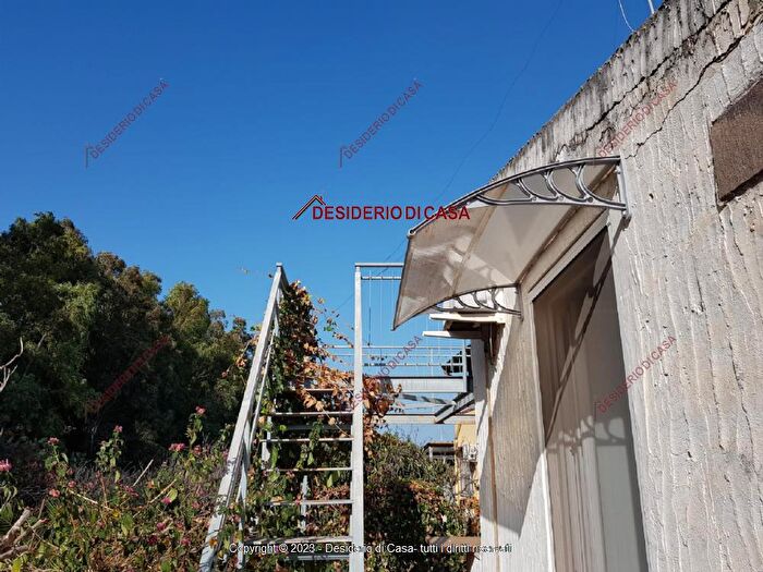 Casa trilocale in vendita in Via dei Giardini Trabia Pa Italia, Trabia