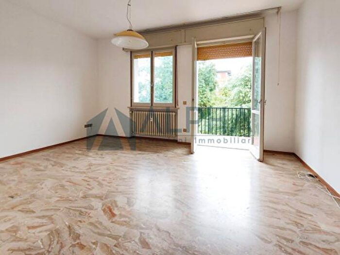 Appartamento quadrilocale in vendita in Via San Mauro, Cesena