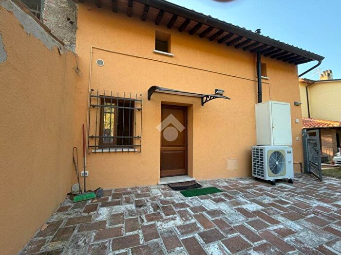 Appartamento trilocale in affitto in Via Campagna, Acquasparta