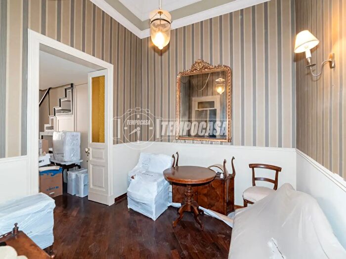 Appartamento quadrilocale in vendita in Via Guglielmo Oberdan, Catania