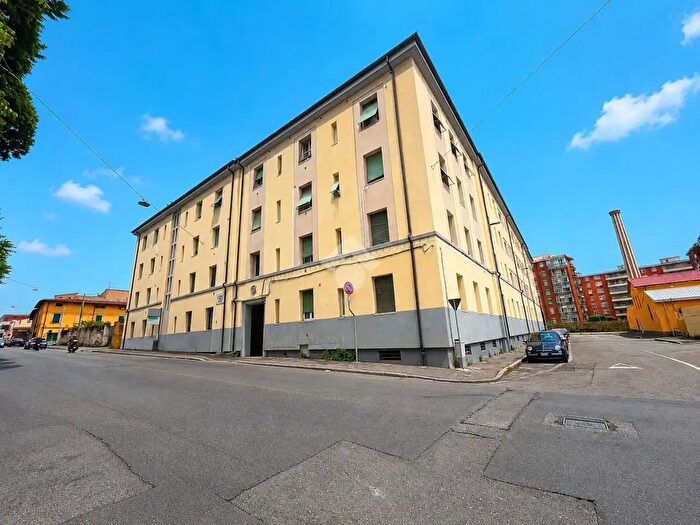 Appartamento trilocale in vendita in Via M Mastacchi, Livorno