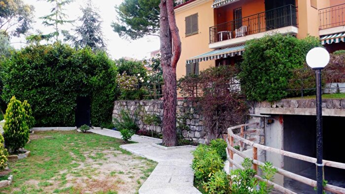 Appartamento bilocale in vendita in Via del Fabbro, Seriate