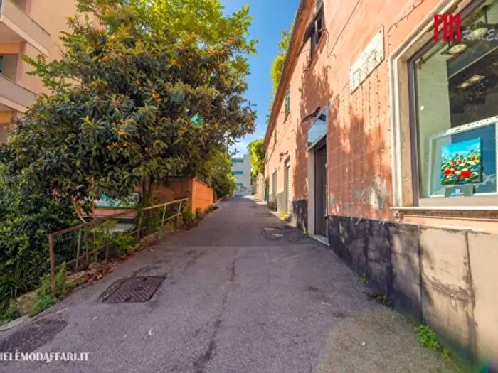Appartamento bilocale in vendita in Via Capo Santa Chiara, Genova