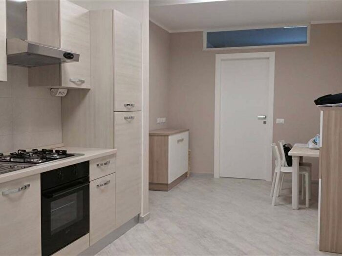 Appartamento bilocale in affitto in Via Giordano Bruno, Centro Storico, Piacenza