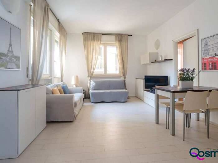 Appartamento bilocale in affitto in Amendola Buonarroti, Milano