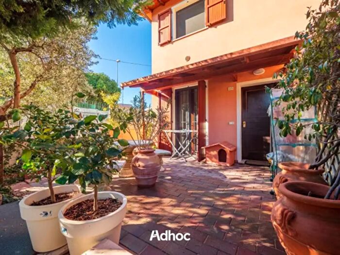 Appartamento trilocale in vendita in Via SantAnna, Cartoceto