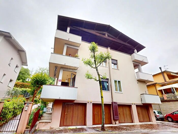 Appartamento quadrilocale in vendita in Via E Carnevali, Valsamoggia