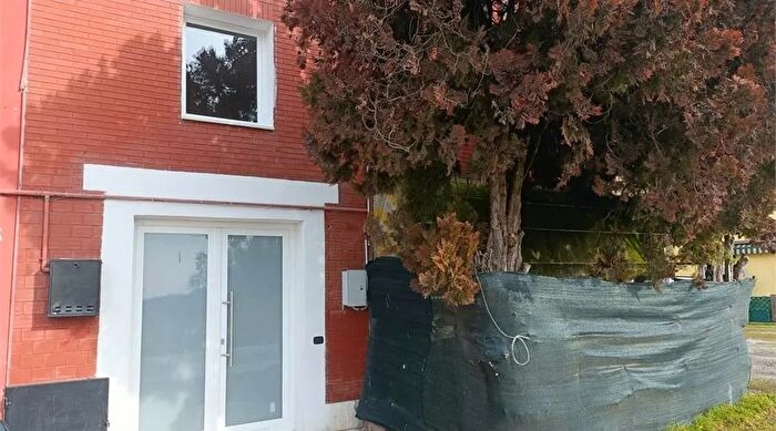 Casa con 5 locali in vendita in Carpi