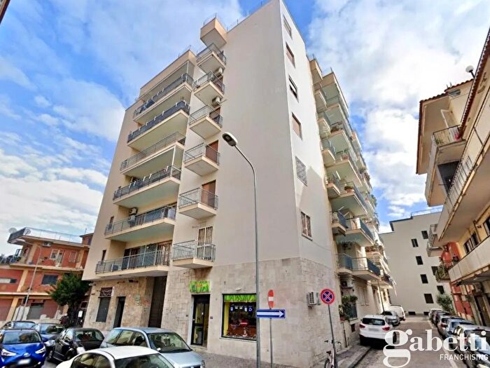 Appartamento con 6 locali in vendita in Via Giuseppe Verdi, Pomigliano DArco