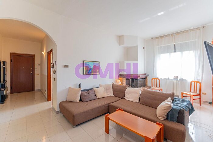 Appartamento trilocale in vendita in Boschina, Gallarate