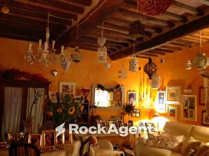 Casa con 5 locali in vendita in Via Cappella, Seravezza