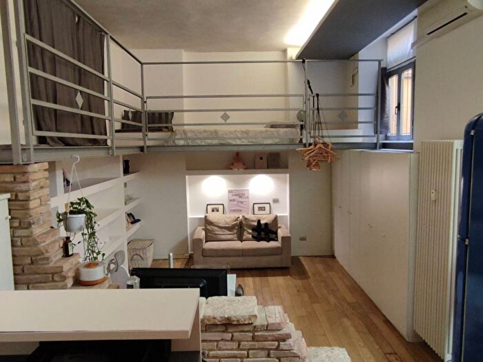 Appartamento monolocale in affitto in Via Adige, Porta Romana Medaglie d'Oro, Milano