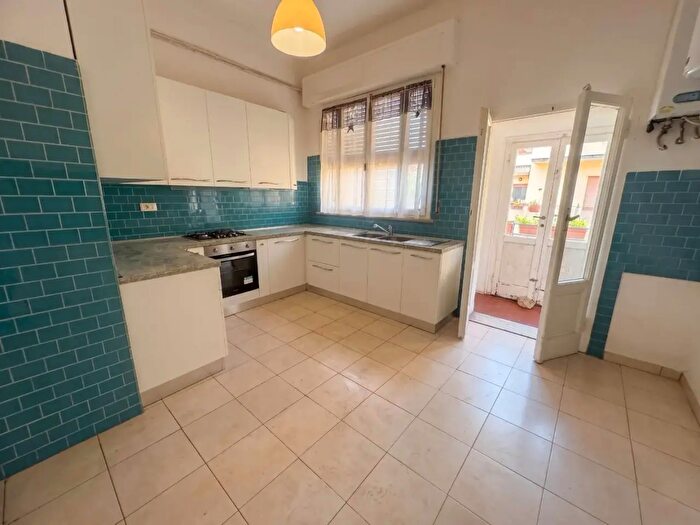 Appartamento con 7 locali in vendita in Pontedera