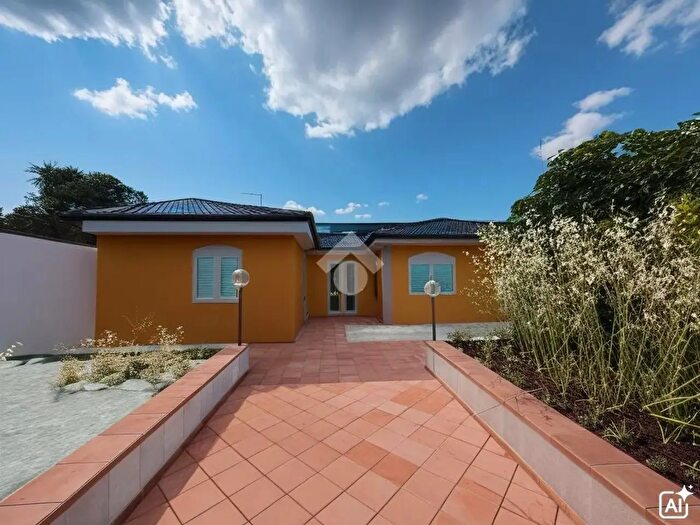 Casa con 5 locali in vendita in Via Sp, Ragusa