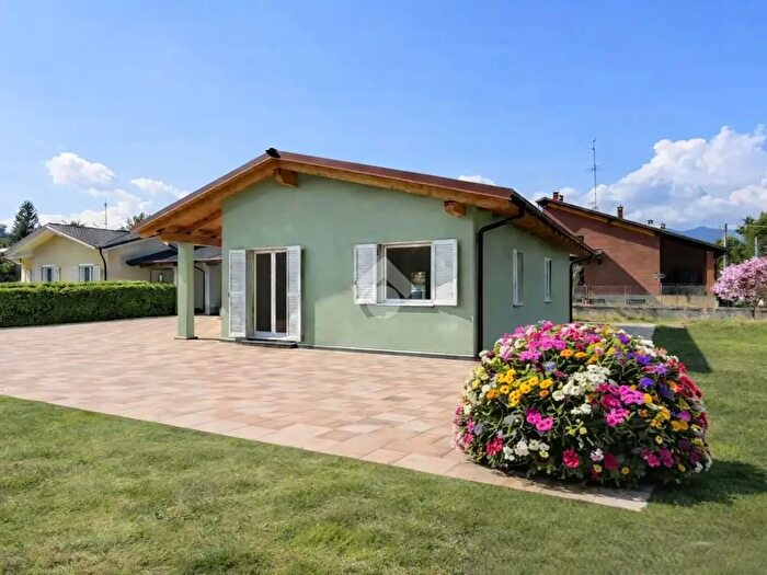 Casa quadrilocale in vendita in Via Cossato, Quaregna Cerreto