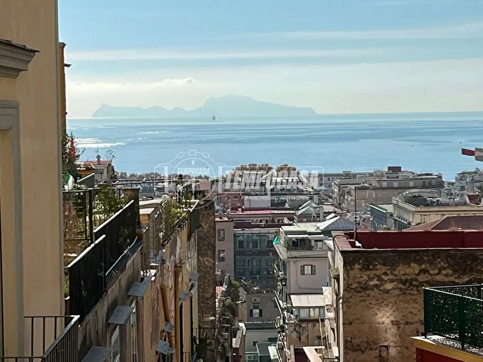 Appartamento bilocale in vendita in Salita San Maria Apparente, Napoli
