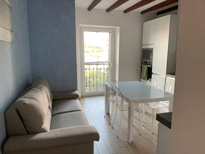 Appartamento bilocale in affitto in Viale Gabriele D'Annunzio, Corso Genova, Milano