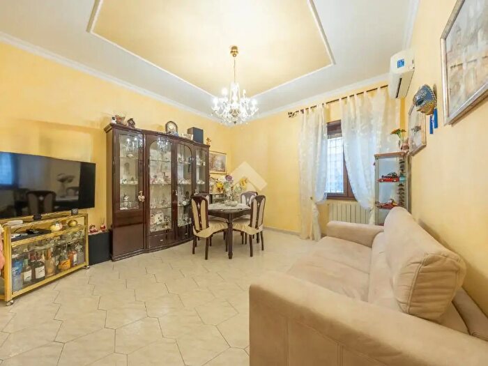 Appartamento trilocale in vendita in Via Angelo Celli, Frascati