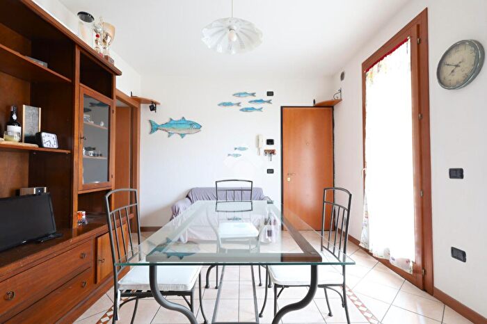 Appartamento bilocale in vendita in Via delle Fontane, Sandrigo