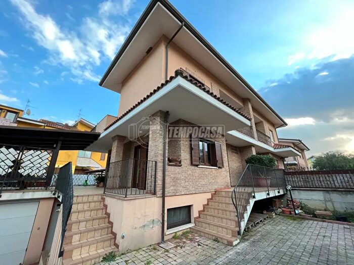 Casa con 5 locali in vendita in Via Costanza dAvalos, Francavilla Al Mare