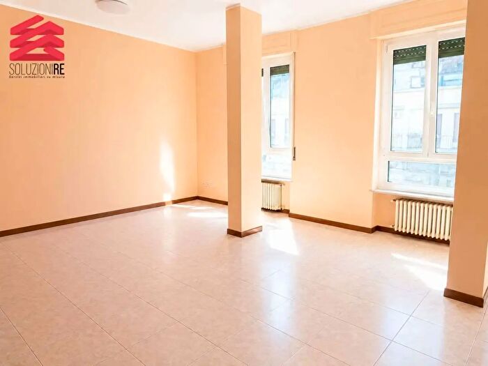 Appartamento trilocale in affitto in Novara
