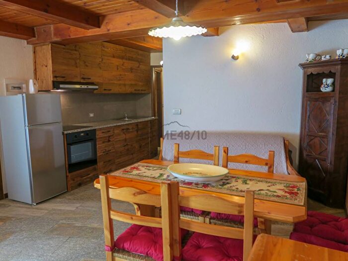 Appartamento trilocale in affitto in Via San Bernardo, Centro, Courmayeur