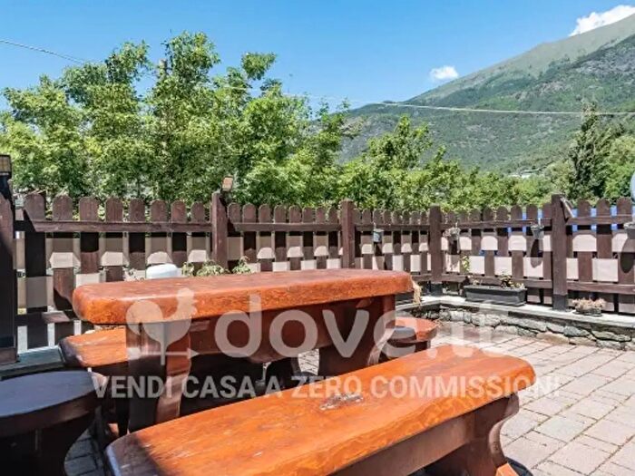 Casa bilocale in vendita in Via Battaglione Aosta SNC, Saint Vincent