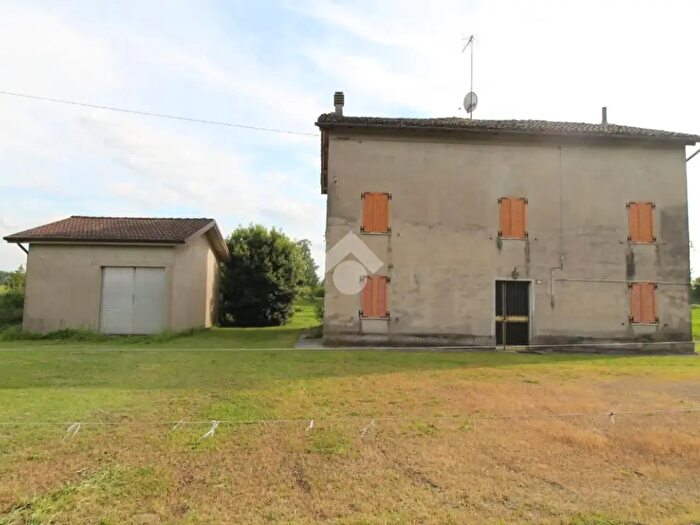 Casa con 5 locali in vendita in Via Beviera, Bagnolo In Piano