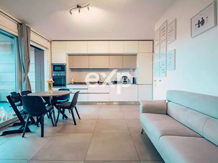 Appartamento bilocale in vendita in Monza