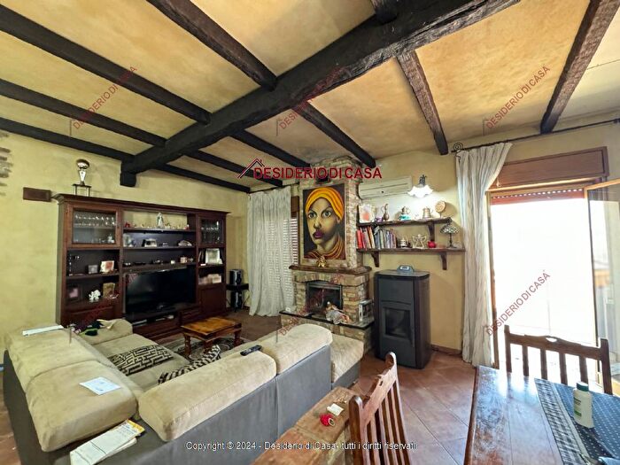 Appartamento trilocale in vendita in Cerda