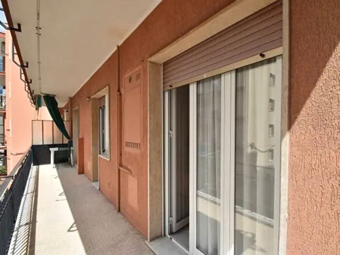 Appartamento trilocale in vendita in Corso Europa, Loano