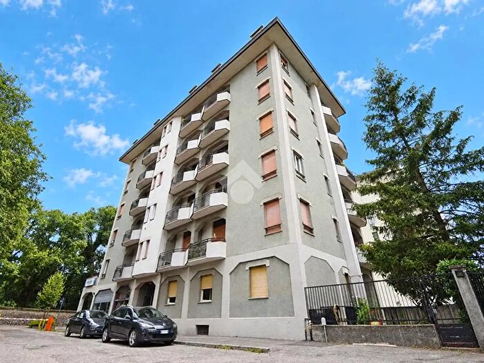 Appartamento trilocale in vendita in Via Alcide De Gasperi, Brugherio