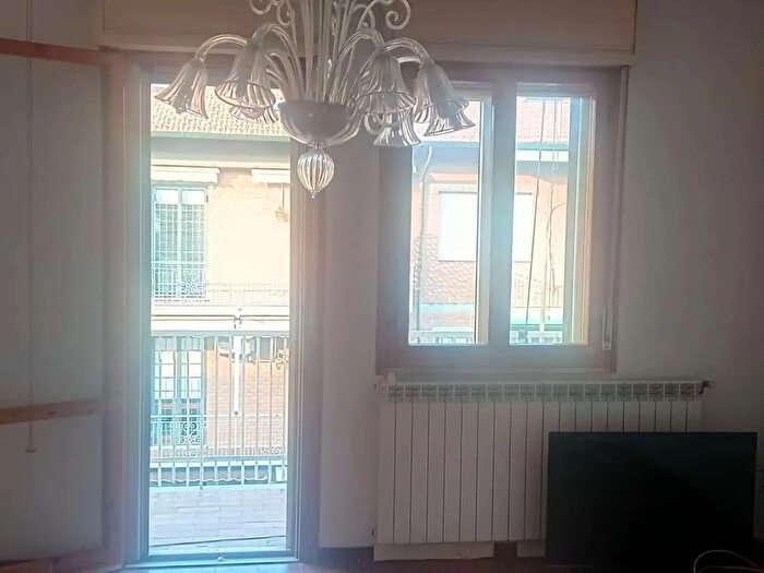 Appartamento con 5 locali in vendita in Modena