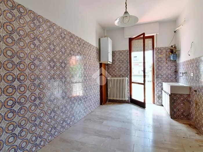 Appartamento quadrilocale in vendita in Via Aspromonte, Voghera
