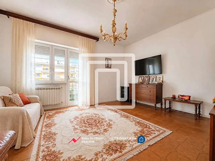 Appartamento con 5 locali in vendita in Via Giulia, Sulmona