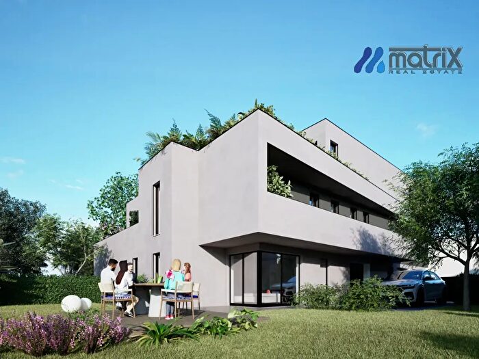 Appartamento con 8 locali in vendita in Via Vigonovese, Saonara