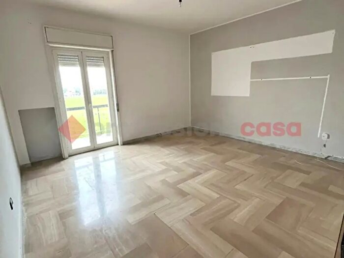 Appartamento trilocale in vendita in Via Canne della Battaglia, Modugno