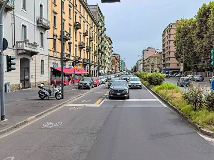 Casa bilocale in affitto in Viale Monza, Gorla, Milano