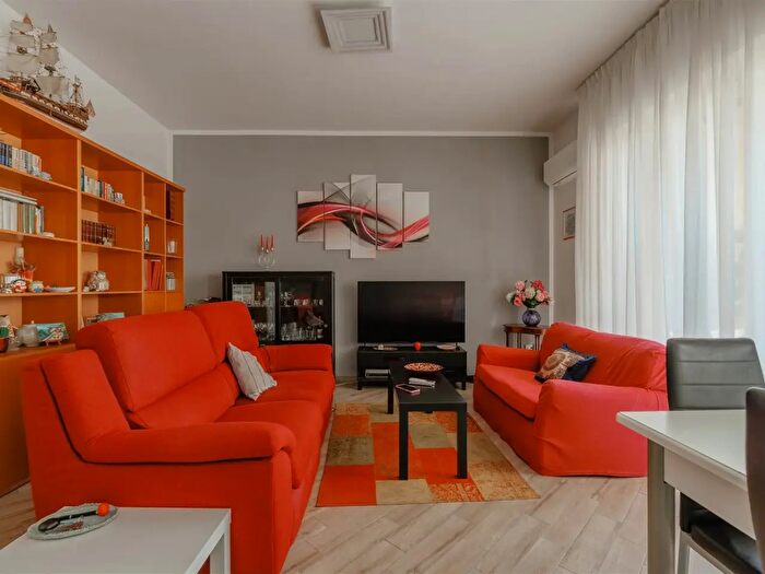 Appartamento trilocale in vendita in Via Ragnini, Ancona